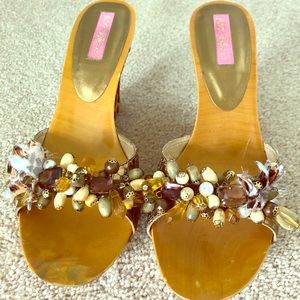 Betsy Johnson Low Wedge,Wood